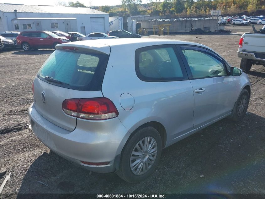 2011 Volkswagen Golf 2.5L 2-Door VIN: WVWBB7AJ5BW121268 Lot: 40591884