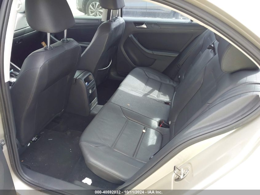 3VWDP7AJXCM453974 2012 Volkswagen Jetta 2.5L Se