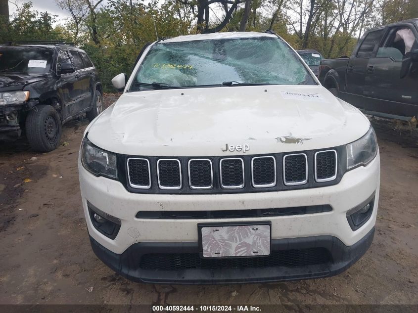 2018 Jeep Compass Latitude Fwd VIN: 3C4NJCBB3JT122648 Lot: 40592444