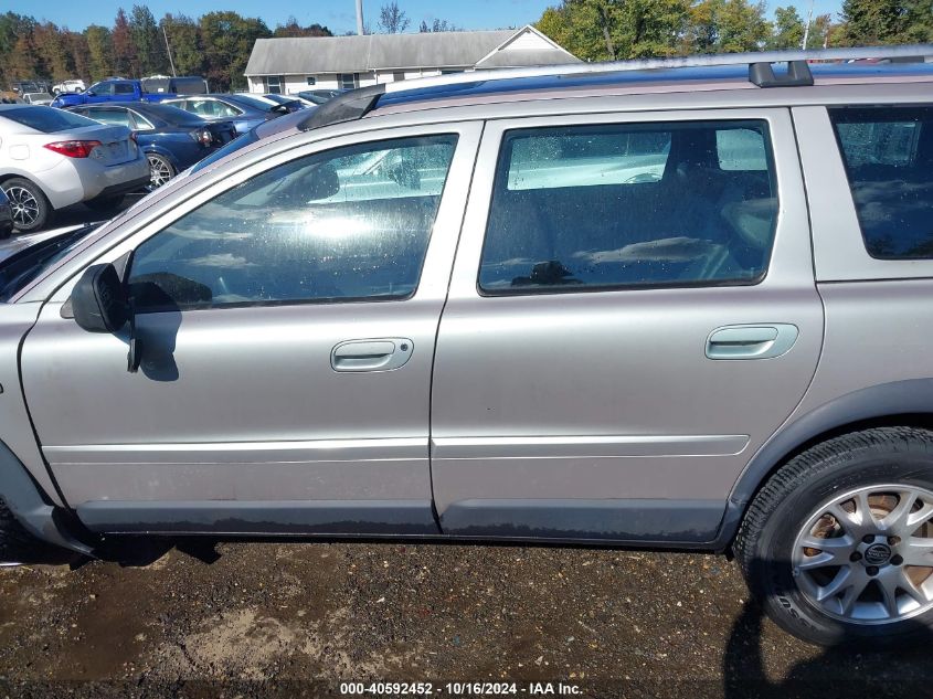 2005 Volvo Xc70 2.5T Awd VIN: YV1SZ592851180565 Lot: 40592452