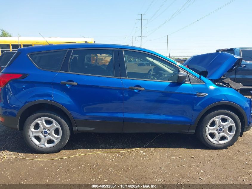 2019 Ford Escape S VIN: 1FMCU0F7XKUA79318 Lot: 40592661