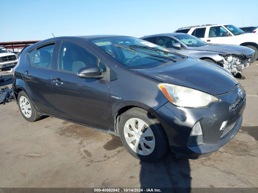 2013 Toyota Prius C Three VIN: JTDKDTB36D1545948 Lot: 40592842