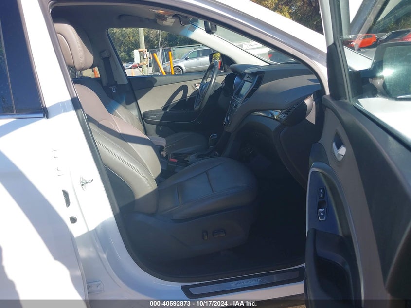 VIN 5NMZUDLB4HH023230 2017 HYUNDAI SANTA FE SPORT 2.4L