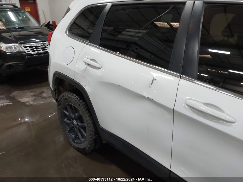 VIN 1C4PJMCB3JD572397 2018 JEEP CHEROKEE no.18