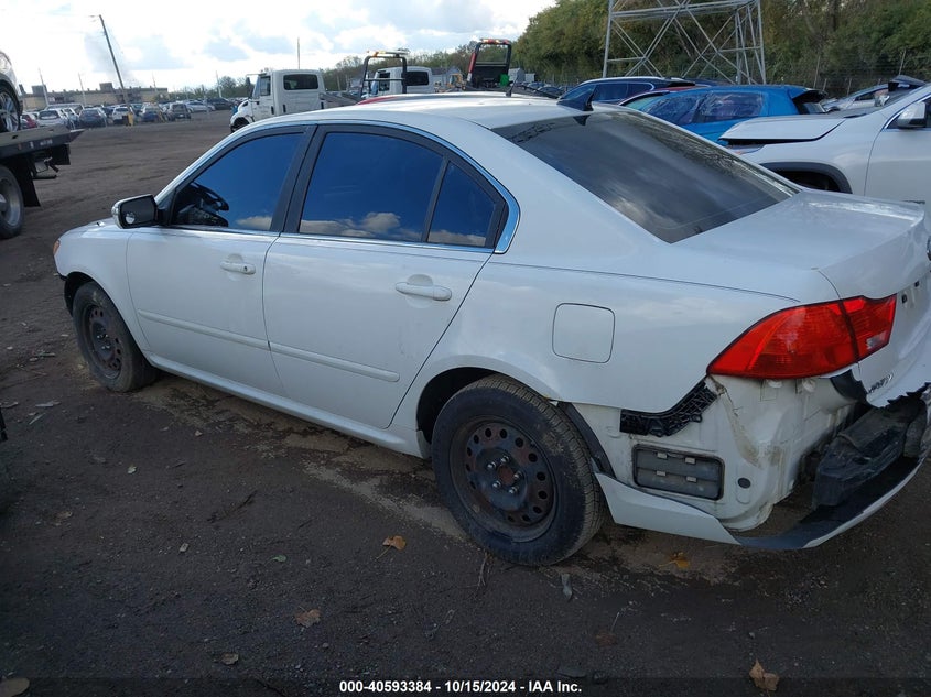 2009 KIA OPTIMA VIN: KNAGE228X95298777