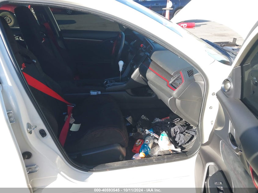 2017 HONDA CIVIC VIN: SHHFK8G73HU201408