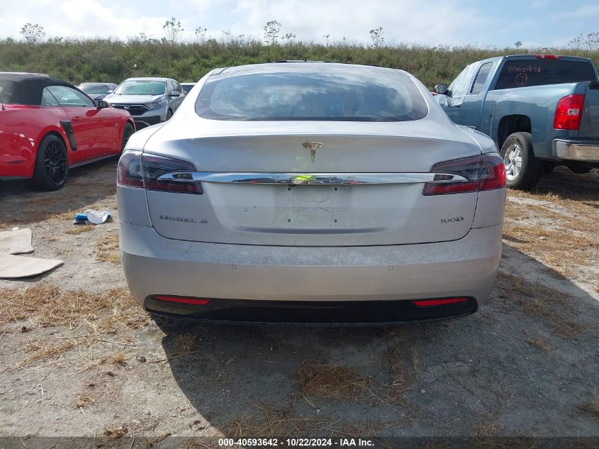 2018 Tesla Model S 100D/75D/P100D VIN: 5YJSA1E26JF271492 Lot: 40593642