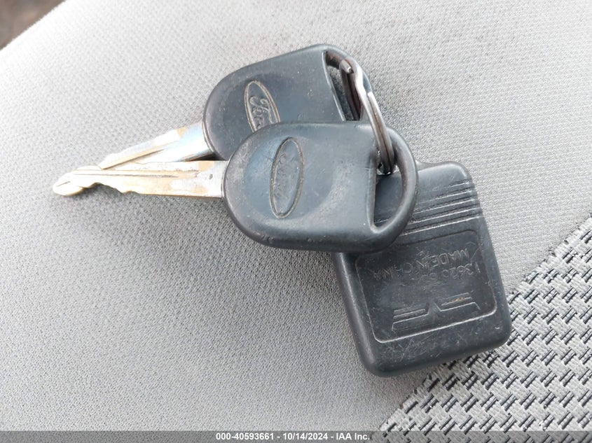 2007 Ford Escape Xlt VIN: 1FMYU93187KB96845 Lot: 40593661