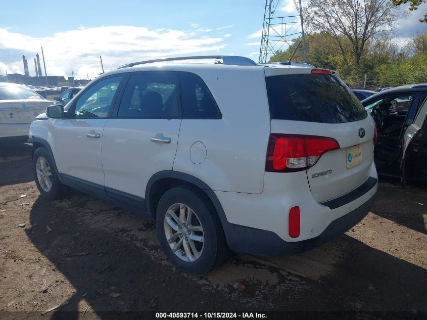 VIN 5XYKT4A69FG578286 2015 KIA Sorento, LX no.3