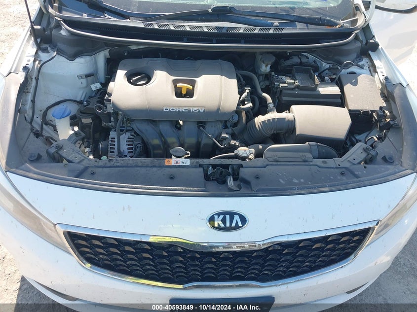 2017 KIA FORTE VIN: 3KPFL4A70HE077197