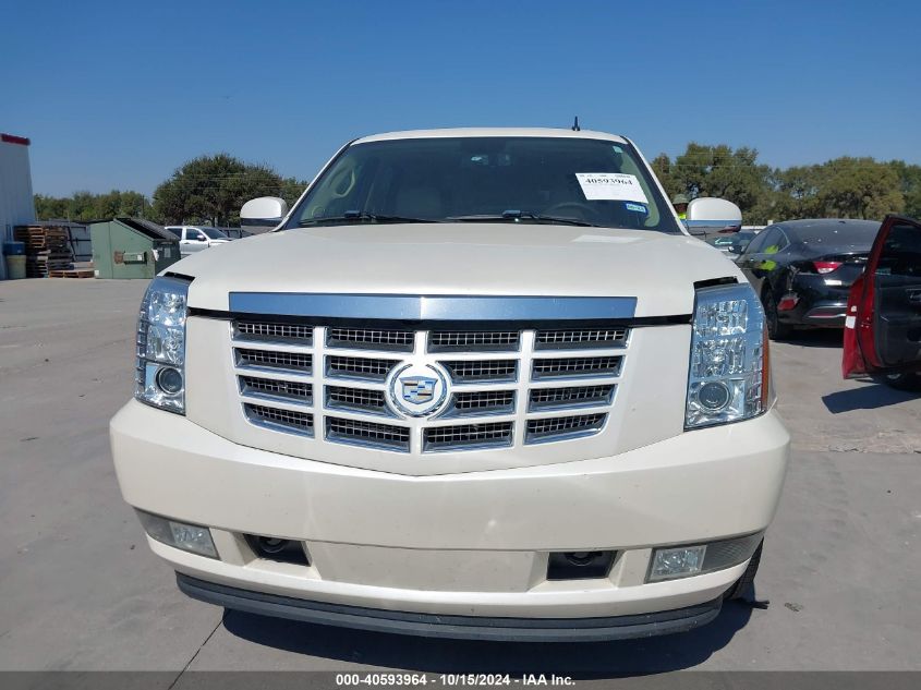 2011 Cadillac Escalade Luxury VIN: 1GYS3BEF5BR346899 Lot: 40593964