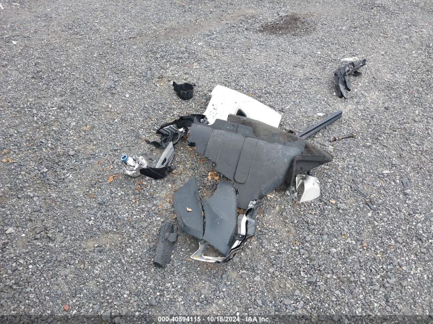 2013 VOLKSWAGEN BEETLE 2.5L FENDER EDITION - 3VWJP7AT6DM682271