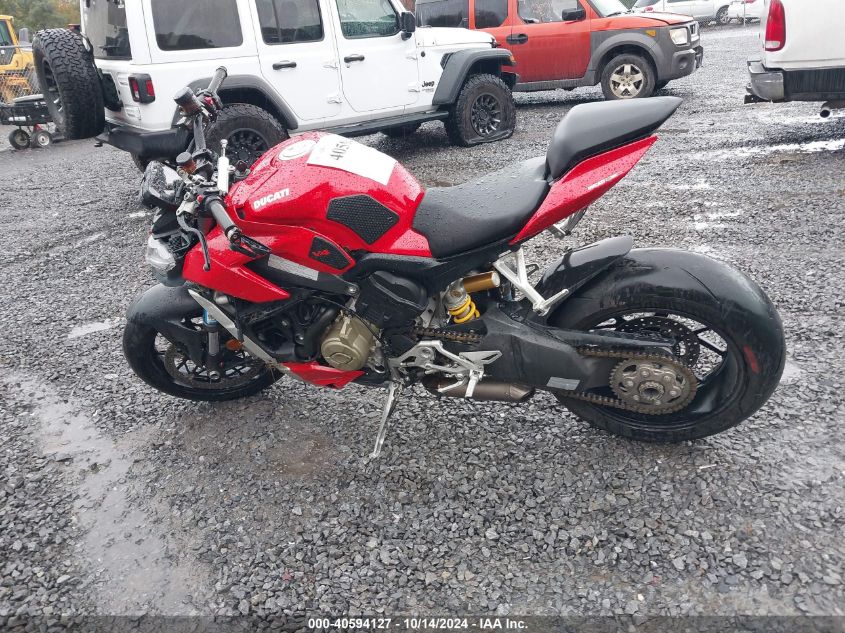 2022 Ducati Streetfighter V4/V4S VIN: ZDMFAKNW1NB008527 Lot: 40594127