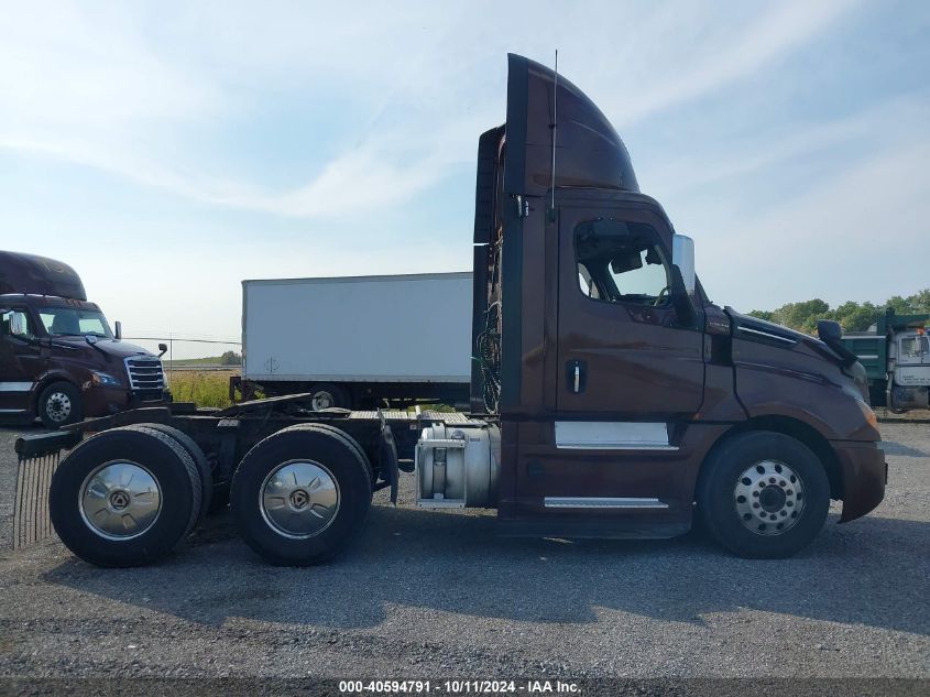 3AKJHLDR8JSJW3855 2018 Freightliner New Cascadia 126