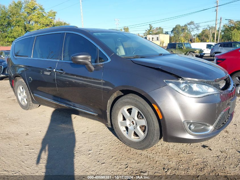 VIN 2C4RC1EG3HR570750 2017 Chrysler Pacifica, Touri... no.1