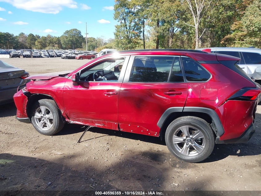 2022 TOYOTA RAV4 XLE VIN: 2T3P1RFV1NW304198