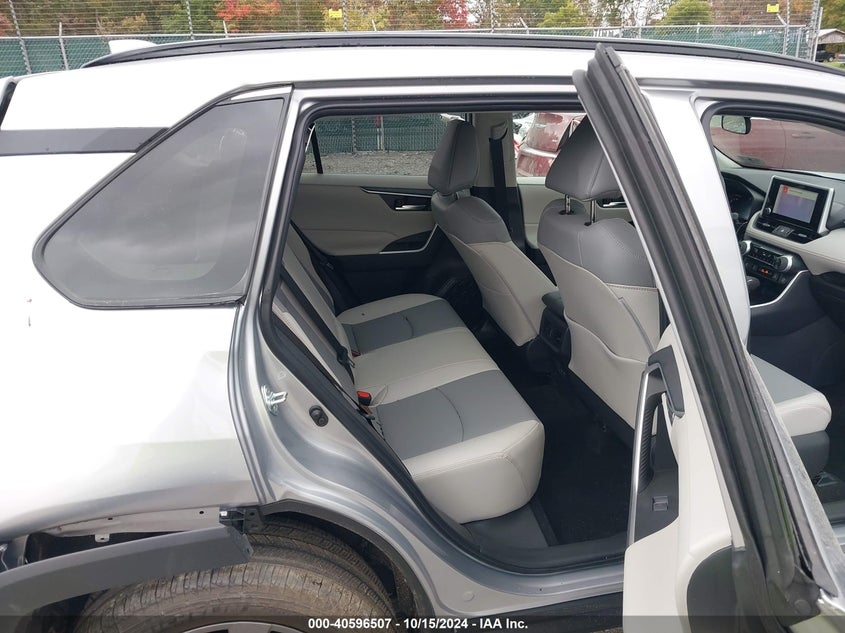 2024 TOYOTA RAV4 XLE PREMIUM VIN: 2T3A1RFV1RC479659