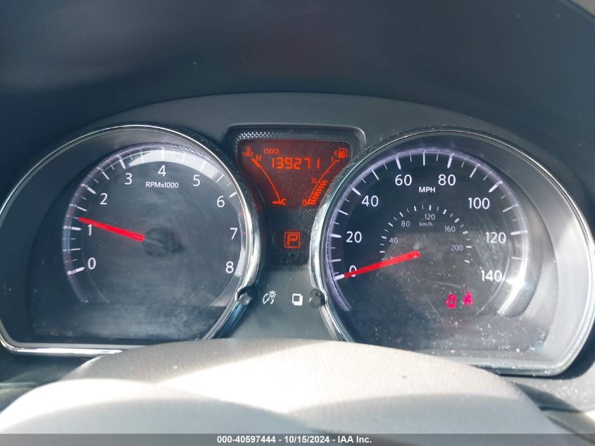 2013 NISSAN VERSA 1.6 SV - 3N1CN7AP6DL845952