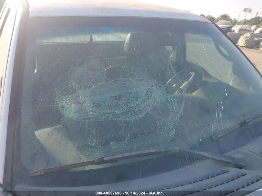 2004 Ford F-150 Stx/Xl/Xlt VIN: 1FTRF12W84NC72057 Lot: 40597695