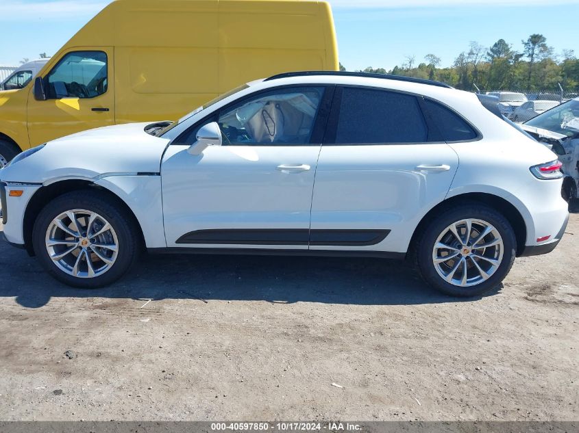 2024 Porsche Macan T VIN: WP1AA2A52RLB04510 Lot: 40597850