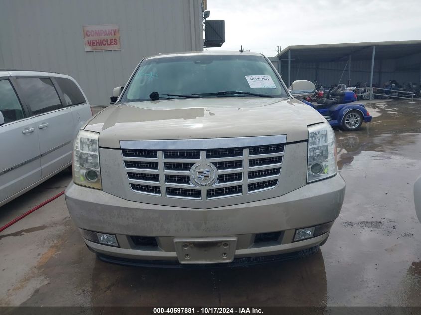 2008 Cadillac Escalade Standard VIN: 1GYEC63838R158884 Lot: 40597881