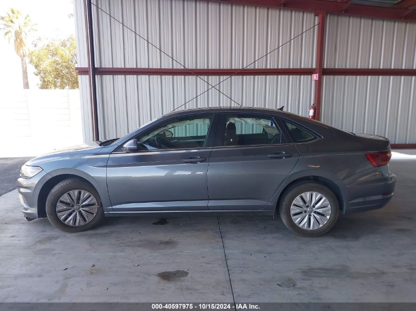 2019 Volkswagen Jetta 1.4T R-Line/1.4T S/1.4T Se VIN: 3VWC57BUXKM110672 Lot: 40597975