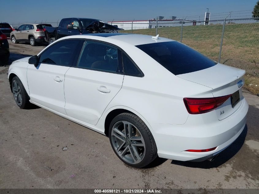 2018 Audi A3 2.0T Premium/2.0T Tech Premium VIN: WAUAUGFF3J1010947 Lot: 40598121