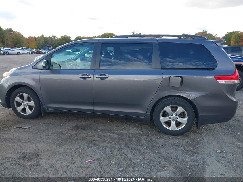 2013 Toyota Sienna Le V6 8 Passenger VIN: 5TDKK3DC2DS300764 Lot: 40598291