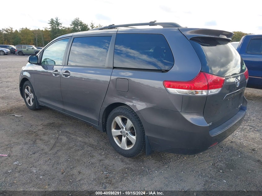 2013 Toyota Sienna Le V6 8 Passenger VIN: 5TDKK3DC2DS300764 Lot: 40598291