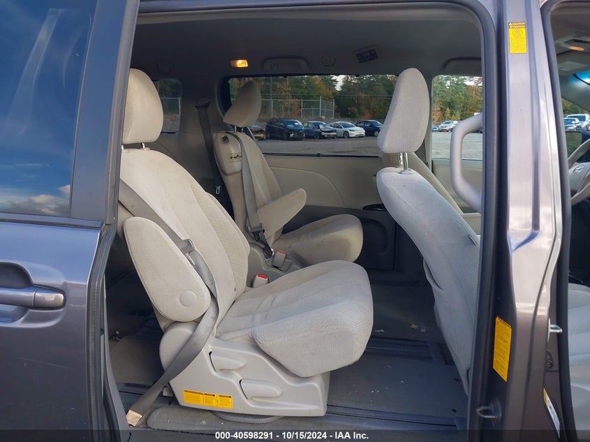 2013 Toyota Sienna Le V6 8 Passenger VIN: 5TDKK3DC2DS300764 Lot: 40598291