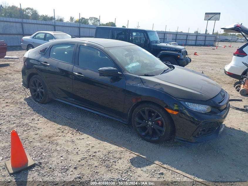2018 HONDA CIVIC VIN: SHHFK7H9XJU415375