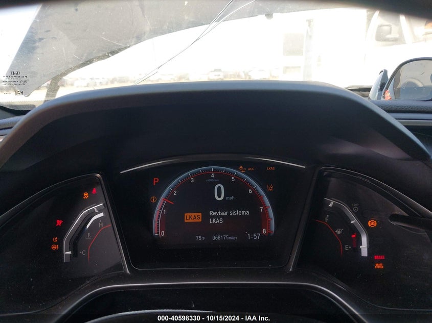 2018 HONDA CIVIC VIN: SHHFK7H9XJU415375