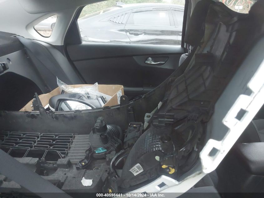 2020 Kia Forte Lxs VIN: 3KPF24AD3LE157630 Lot: 40598441