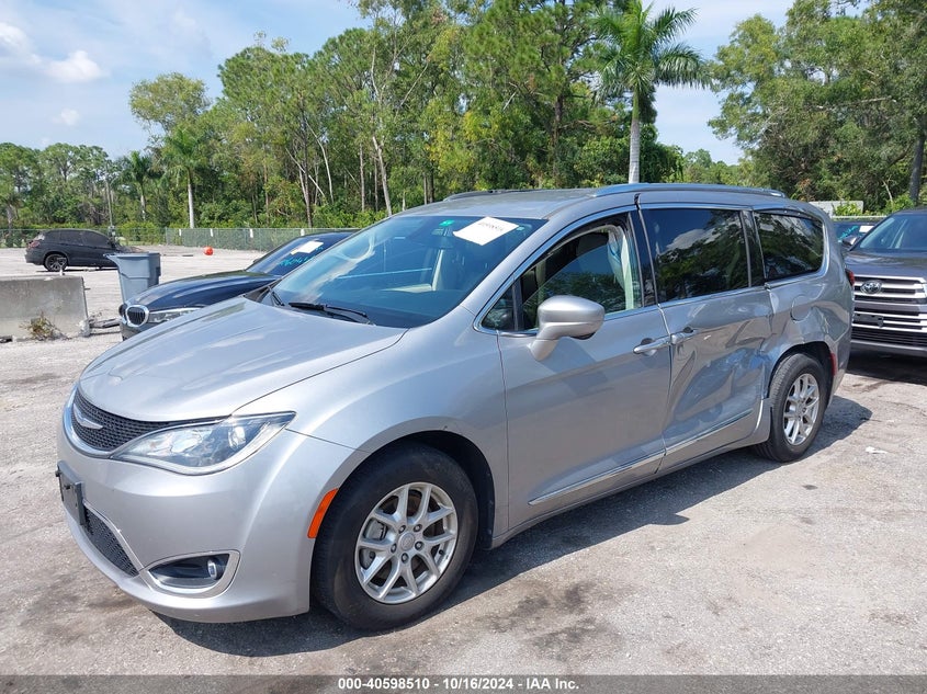 VIN 2C4RC1BG6LR285330 2020 CHRYSLER PACIFICA TOURING L
