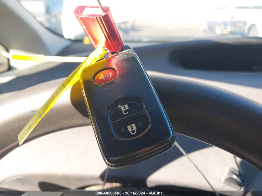 2015 Toyota Prius Two VIN: JTDKN3DU5F0394967 Lot: 40598585