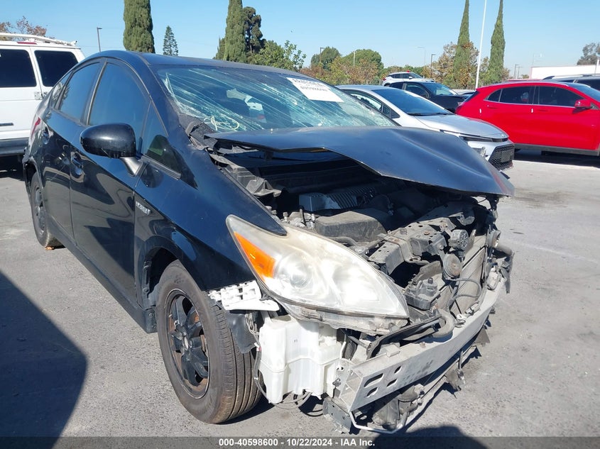 2015 TOYOTA PRIUS VIN: JTDKN3DU5F1962662