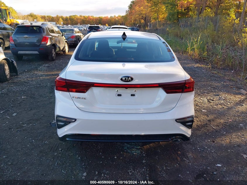 2021 KIA FORTE LXS - 3KPF24AD7ME374759