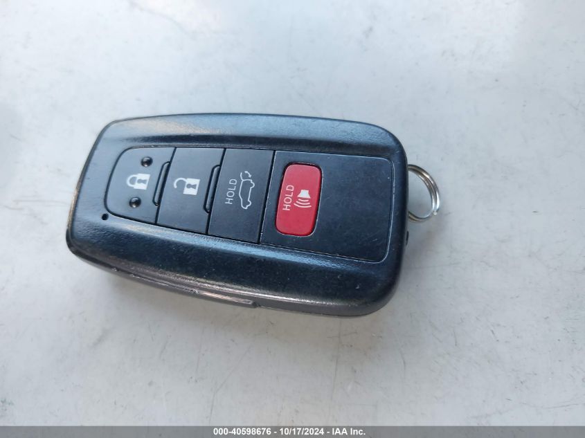 VIN 2T3RWRFV5LW060997 2020 TOYOTA RAV4 HYBRID XLE