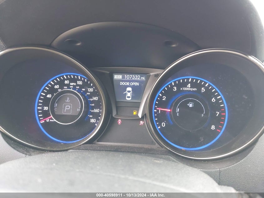 2015 HYUNDAI GENESIS 3.8 BASE - KMHHU6KJ5FU124097