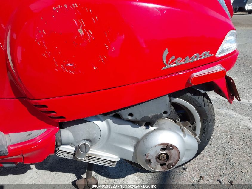 2013 Vespa Lx 150Ie VIN: ZAPM688FXD5004104 Lot: 40598929