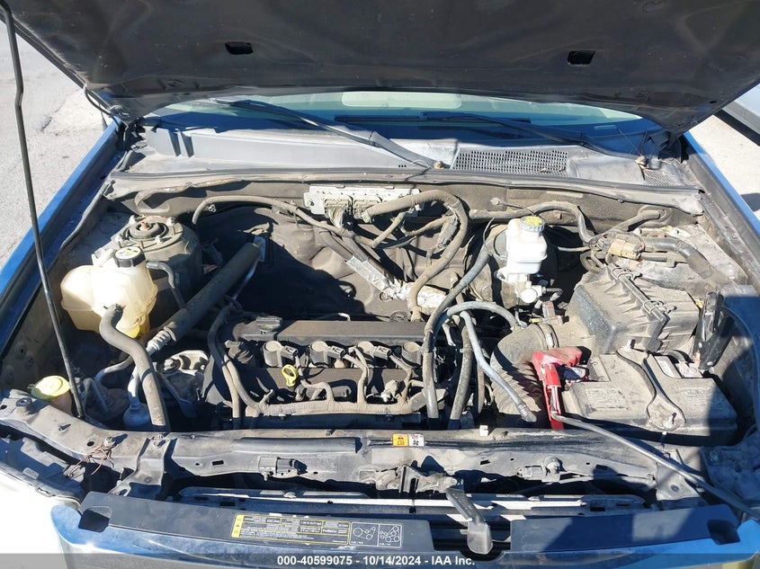 2010 Ford Escape Xls VIN: 1FMCU0C78AKC42059 Lot: 40599075