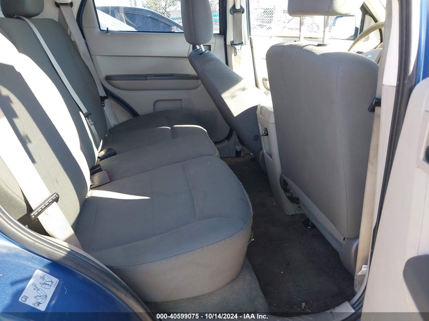 2010 Ford Escape Xls VIN: 1FMCU0C78AKC42059 Lot: 40599075