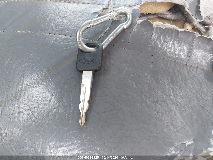 1997 Ford F250 VIN: 1FTHF25H4VEA92638 Lot: 40599125