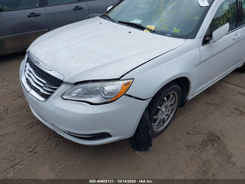 2013 Chrysler 200 Lx VIN: 1C3CCBAB5DN697808 Lot: 40600131