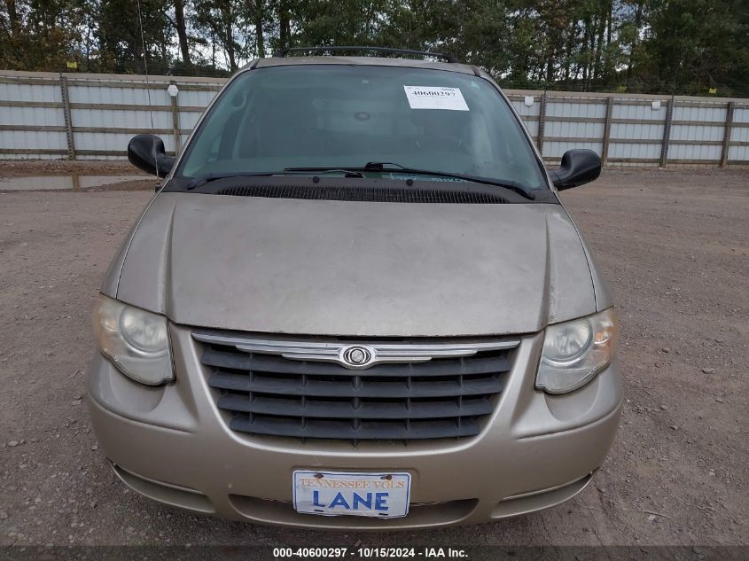 2006 Chrysler Town & Country Lx VIN: 2A4GP44R06R665600 Lot: 40600297