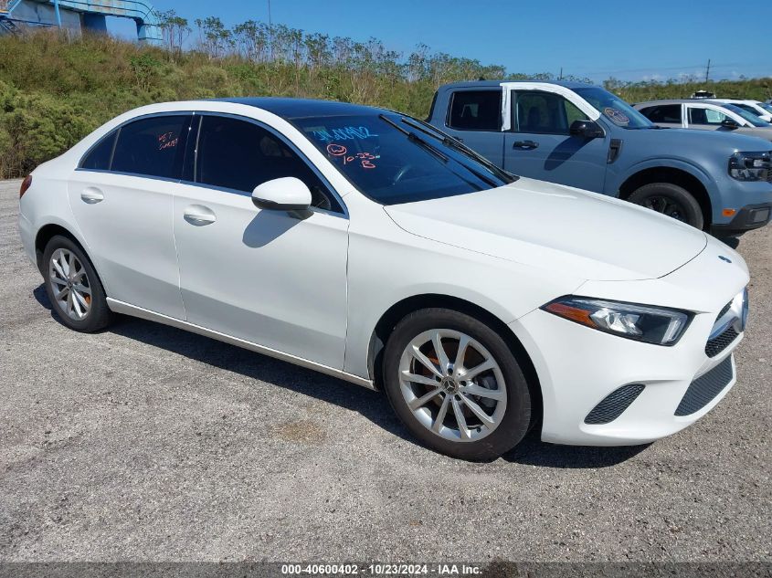 2019 Mercedes-Benz A 220