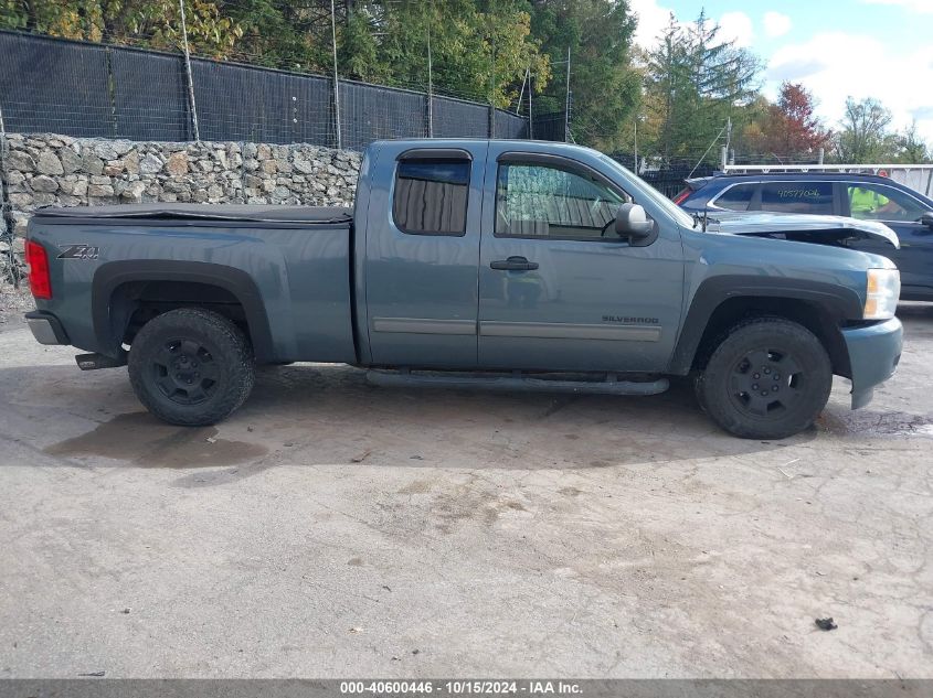 2011 Chevrolet Silverado 1500 Lt VIN: 1GCRKSE31BZ456099 Lot: 40600446