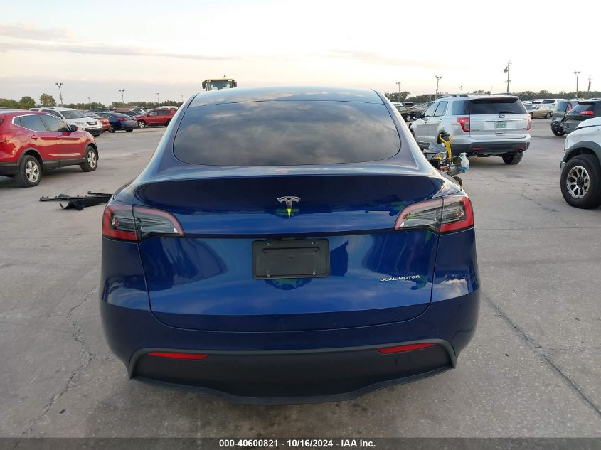 2022 Tesla Model Y Long Range Dual Motor All-Wheel Drive VIN: 7SAYGDEE0NA004990 Lot: 40600821