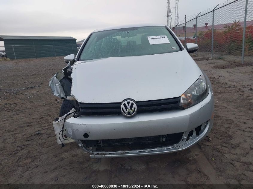 2013 Volkswagen Golf 2.5L 2-Door VIN: WVWBB7AJ1DW120170 Lot: 40600830