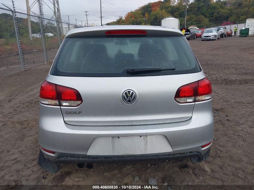 2013 Volkswagen Golf 2.5L 2-Door VIN: WVWBB7AJ1DW120170 Lot: 40600830